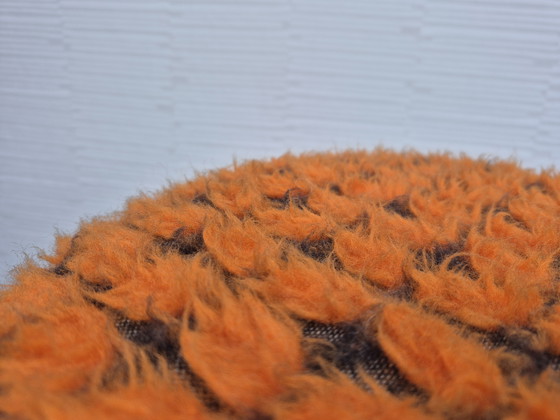 Image 1 of Vintage krukje zitting draaibaar. Oranje met chroom.