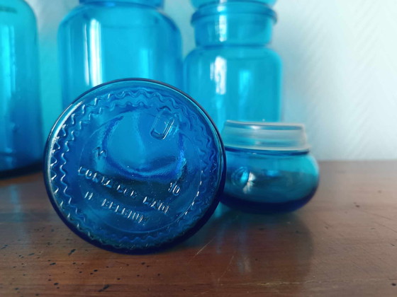 Image 1 of 4 bottiglie da farmacia in vetro blu vintage