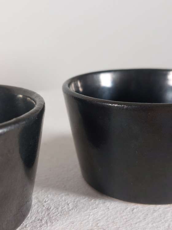 Image 1 of Een paar zwarte vintage Hedwig Bollhagen oxideglazuur 588 kopjes