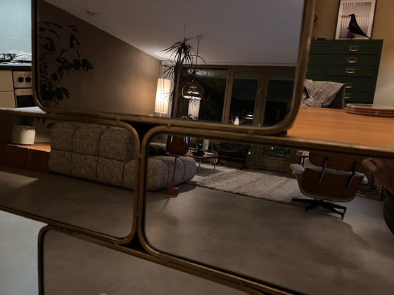 Image 1 of Goudkleurige spiegel mat