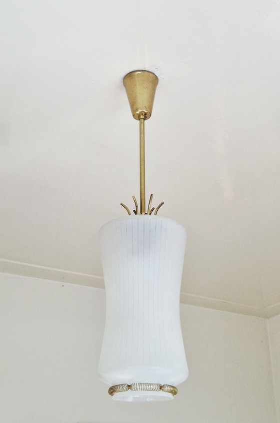 Image 1 of Lampada a sospensione vintage - Ca. 1950 - ottone - vetro rivestito - Italia