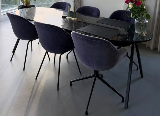 6x HAY About a Chair Soft Design Dining Chairs, Lola Navy – Velvet (photo 3 of 5)