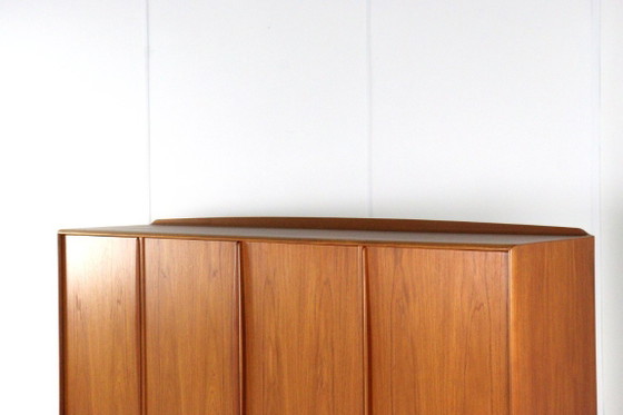 Image 1 of Credenza Svend Aage Madsen per K. Knudsen & Son, design vintage danese
