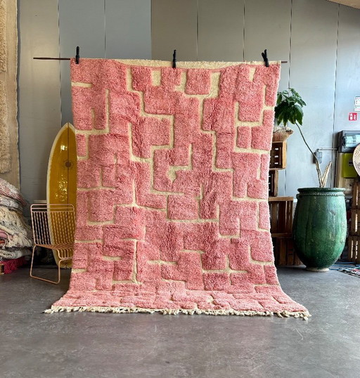Marokkaans M'rirt Rose wollen tapijt 200x300 – Handgeweven | Hoogwaardig Berber tapijt