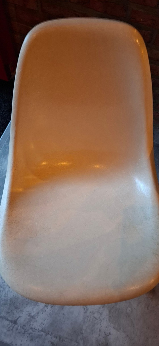 Image 1 of sedia a dondolo Herman Miller