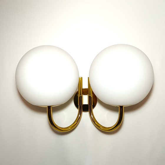 Image 1 of Aplique extragrande, 1 de 12, Art Déco, Moderno de mediados de siglo, Latón, Vidrio opalino, Glashütte Limburg, Muy raro