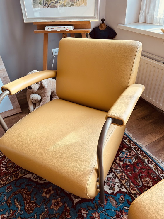 Image 1 of Poltrona e poggiapiedi Leolux Scylla, come nuovi!