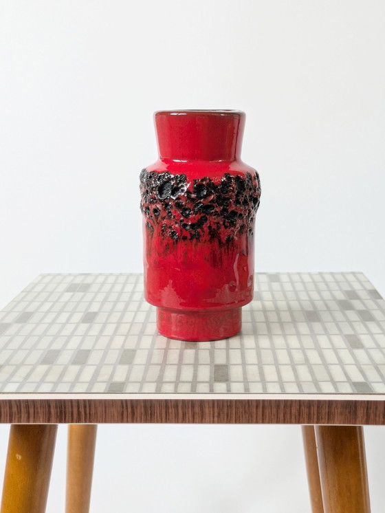 Image 1 of Westdeutsche Fettlava-Vase von Kreutz aus der Jahrhundertmitte, rot-schwarze Glasur, 15 cm, 1960er Jahre