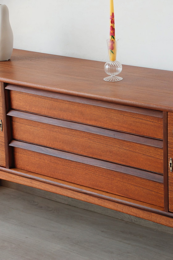 Image 1 of Da Silva" vintage sideboard - Younger
