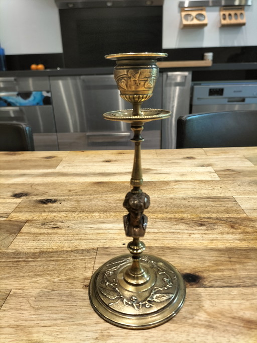 Magnífica lámpara de araña de bronce antigua