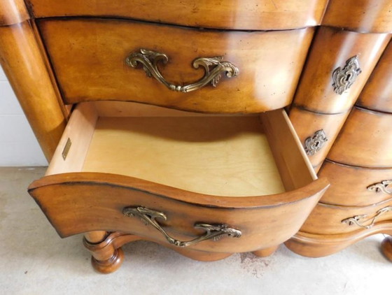 Image 1 of Traditionele dressoir/ladekast met 8 laden van fruithout van Century Furniture