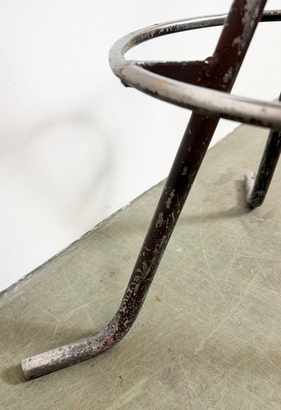Image 1 of Grijze industriële werkplaatskruk, jaren 60