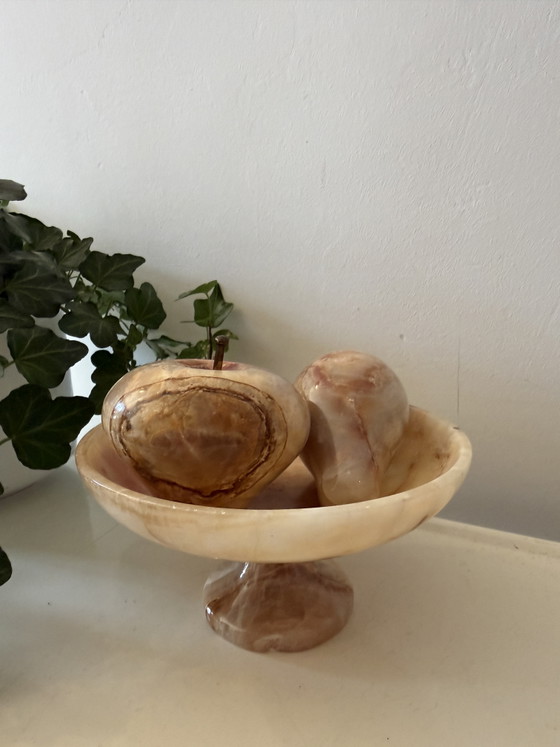 Image 1 of Coupe à fruits en onyx avec pommes et poires, italienne