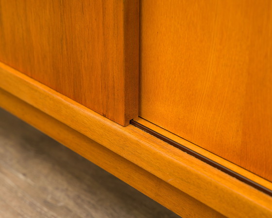 Image 1 of Credenza in noce con ante scorrevoli, anni '50, design Georg Satink, produttore WK Möbel, Germania