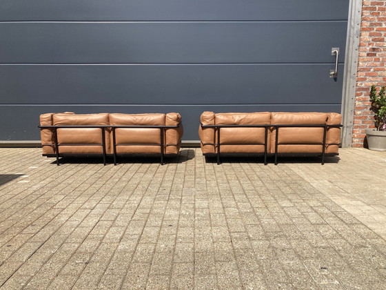 Image 1 of 2x Original Cassina Le Corbusier LC3 Cognac-Camel/Black As Good As New!!!