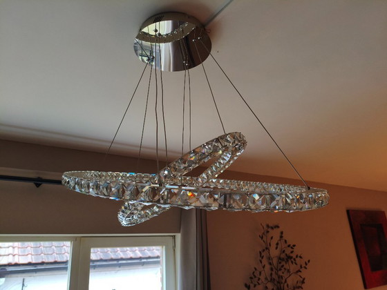 Image 1 of Splendido lampadario a 2 anelli: vetro + LED di Eglo