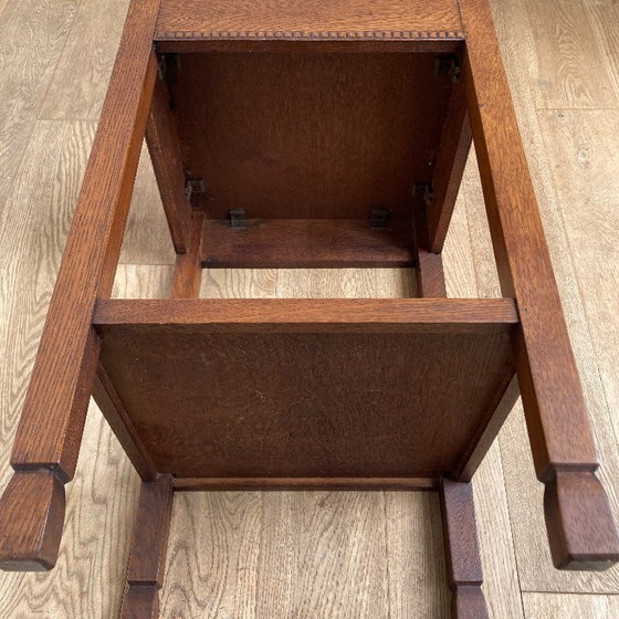 Image 1 of Mesa auxiliar Art Decó. Escuela de Amsterdam.