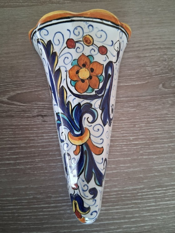 Image 1 of 2 vasi da parete Deruta