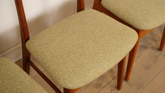 Image 1 of 6 x Dining Chair | Farstrup | Model 210 | Newly upholstered | Green