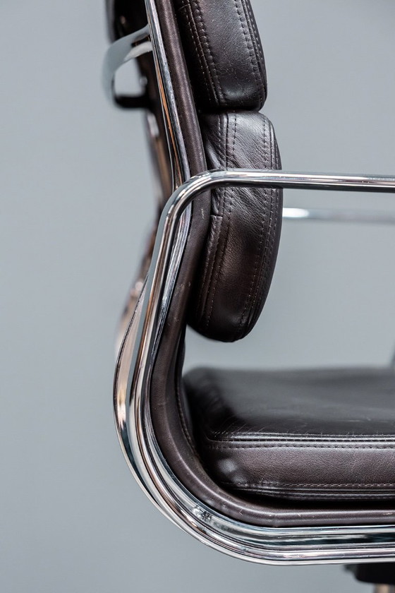 Image 1 of Eames EA217 office chair
