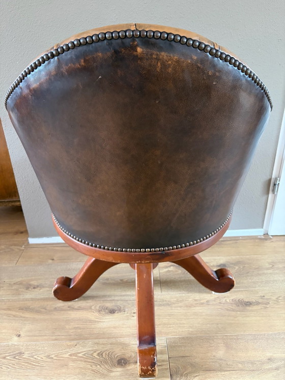 Vintage Antique Leather Chesterfield Swivel Office Chair, Swivel chairs, Metal, Brown (photo 6 of 9)