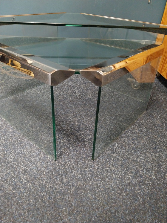 Image 1 of 1 x set of 2 gallotti and radice triangle nesting tables. 1970's