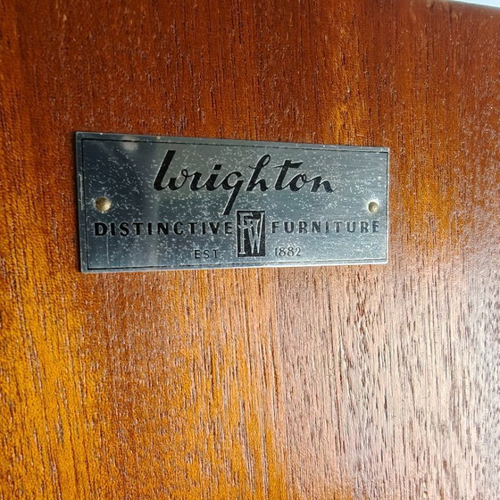 Image 1 of Guardaroba maschile in stile Art Déco inglese – Wrighton Furniture