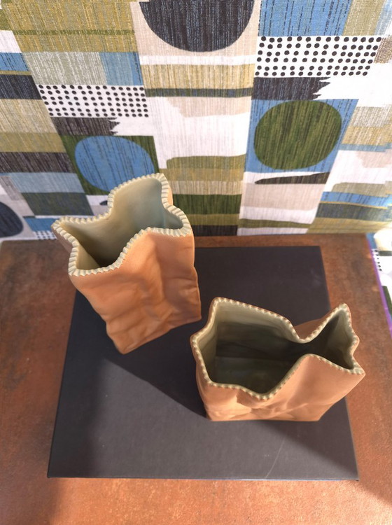 Rosenthal: Set of 2 "Paper Bag" Vases (Tapio Wirkkala) – Porcelain (photo 7 of 12)