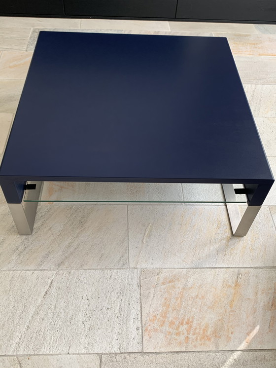 Image 1 of Leolux Aditi table de salon bleu 