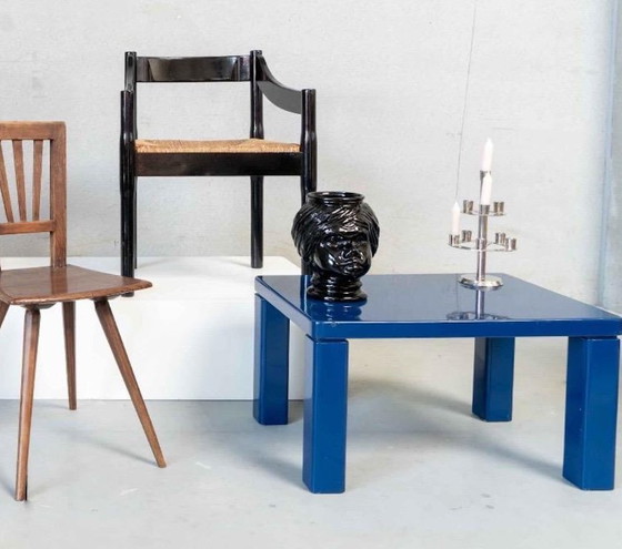 Image 1 of Table basse vintage bleue.