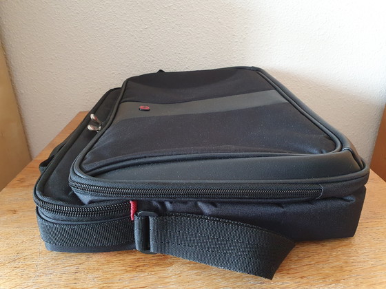 Wenger the Patriot, Laptoptasche, max. 17", neuwertig – Laptoptaschen, Polyester, Nylon (photo 11 of 11)