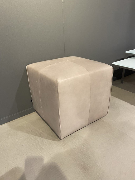 EYYE Kub Loxton Cliff poef