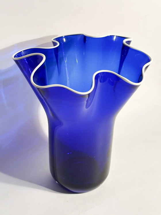 1980s Blue and White Murano Glass Handkerchief Vase (photo 7 of 16)