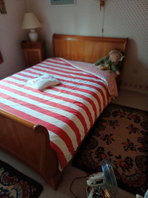 Vintage/moderne slaapkamer, massieve notelaar, bed 1,40m, 1 nachtkast, 1 kast 2 deuren – eenpersoonsbedden, Wood
