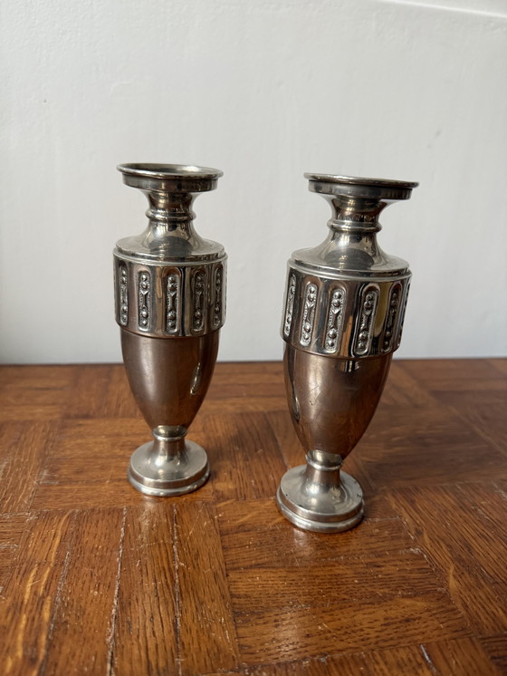 Image 1 of Paar versilberte Metallvasen/Urnen aus den 1920er/30er Jahren