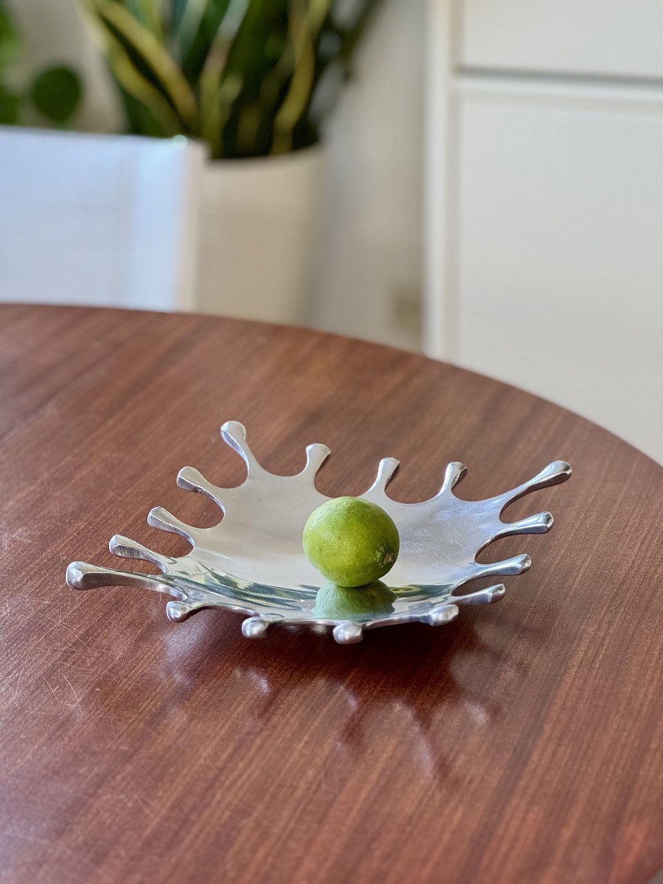'Splash' design bowl chrome look – sculptural metal – modern decor object