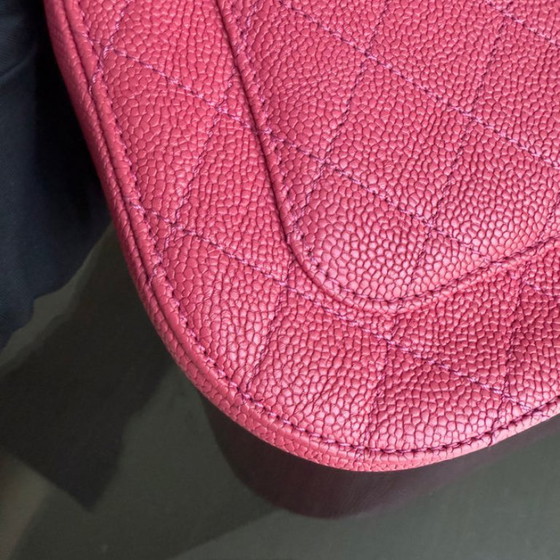 Image 1 of Borsa Chanel Coco Curve Cuba - 25 cm in pelle trapuntata color caviale rosa con finiture dorate Serie 25