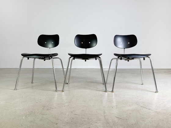 Image 1 of Set of 3 Egon Eiermann SE68 Midcentury chairs Wilde+Spieth black