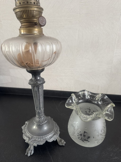 Tin oil lamp