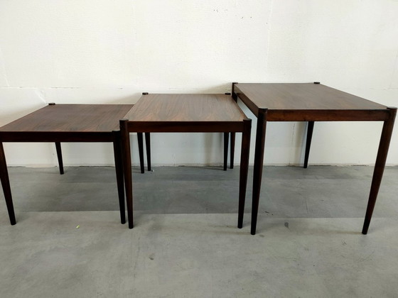 Image 1 of Tavolini laterali vintage in palissandro scandinavo/danese, tavolino portavaso, tavolino da caffè (impilabile)