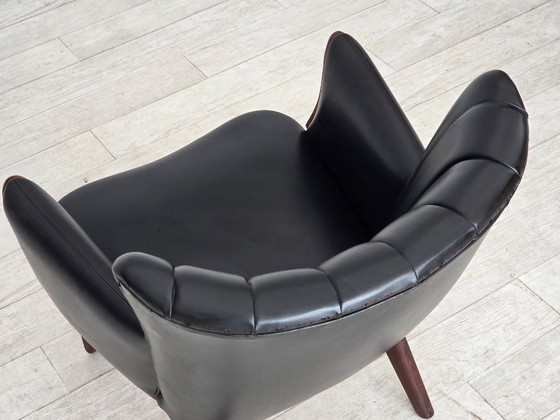 Image 1 of Años 70, diseño danés de Svend Skipper, sillón, modelo "Teddy", cuero artificial, madera de teca.