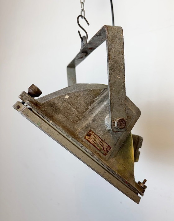 Image 1 of Faretto da teatro vintage grigio con copertura in vetro, anni '80