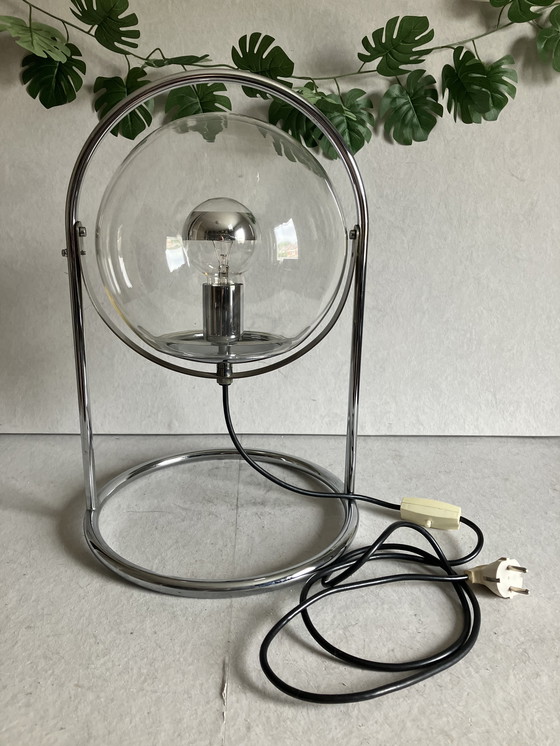 Image 1 of Lampada da tavolo Space Age Ball in vetro e metallo, anni '70 Staff