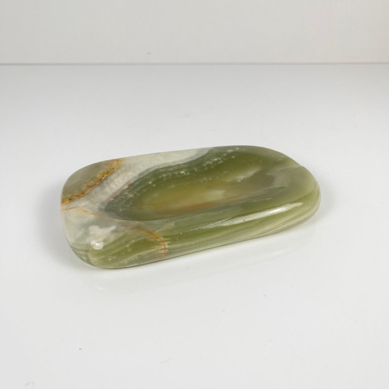 Image 1 of Vintage asbak/sieradenschaaltje uit de jaren 70 van groene onyx – natuursteen