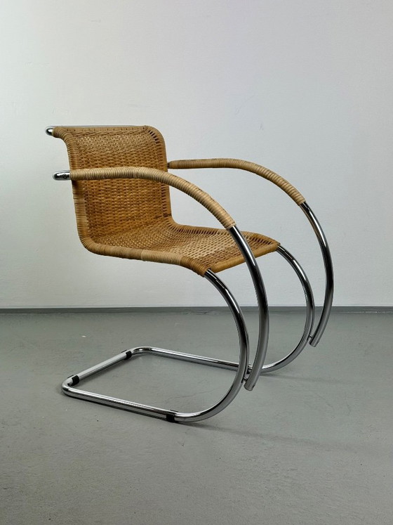 Image 1 of MR20 Ludwig Mies van der Rohe
