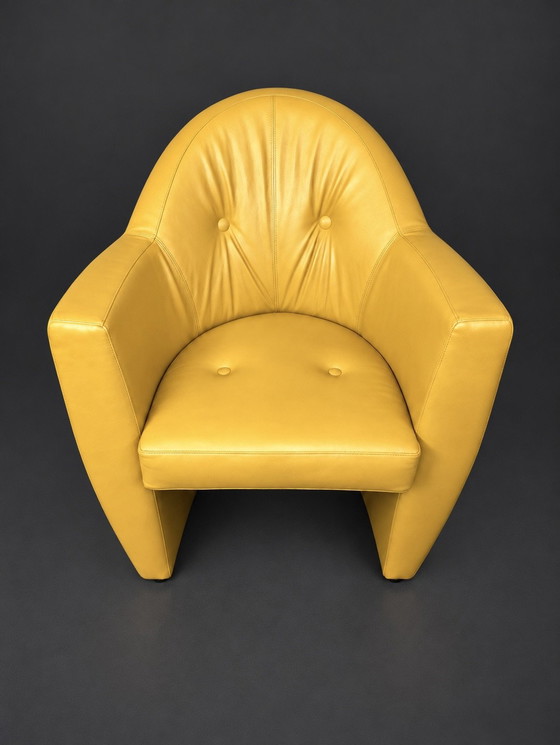 Leolux Carabita Armchair Yellow Leather (photo 4 of 5)