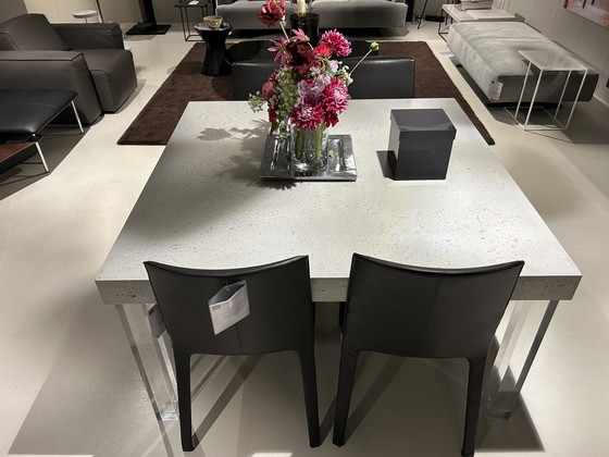 Image 1 of Concrete Tellus dining table - 140x140