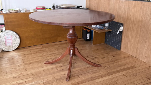 Classic extendable wooden dining table - 110cm