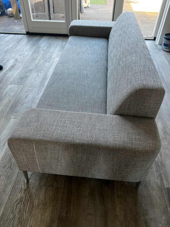 Image 1 of Sofá gris de Koozo, modelo Ellen, de 2,40 metros de largo.