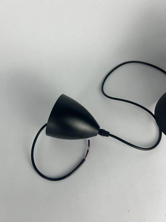 Louis Poulsen PH5 Hues of Black – Pendelleuchten, Aluminium, Brass (photo 7 of 7)